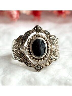 Black Onyx Marcasite Accented Art Deco Sterling Silver 925 Vintage Ring sz 7.25